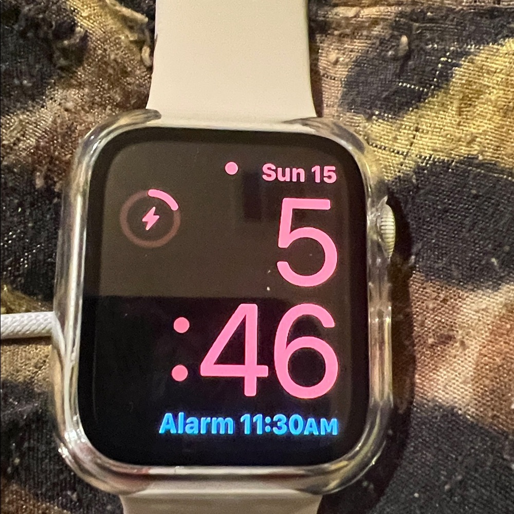 Apple Smartwatch 5 with Silver Case and Gray Band 44 MM